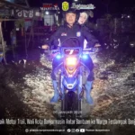 Naik Motor Trail, Wali Kota Banjarmasin Antar Bantuan ke Warga Terdampak BanjirBanjarmasin – Wa (1)