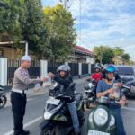 Satlantas Polres Tabalong Berbagi Takjil, Tebar Kepedulian di Sore Ramadhan