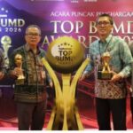 Gubernur Kalsel H. Muhidin Raih Penghargaan TOP Pembina BUMD 2026 Dihotel Rafles Jakarta